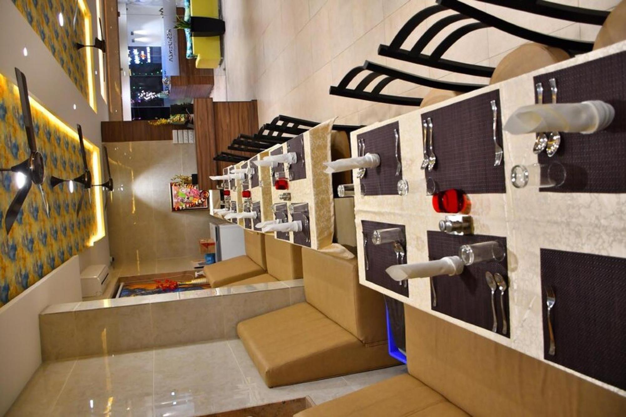 Отель Residenza Adhikrishna Arcade Ироду Экстерьер фото